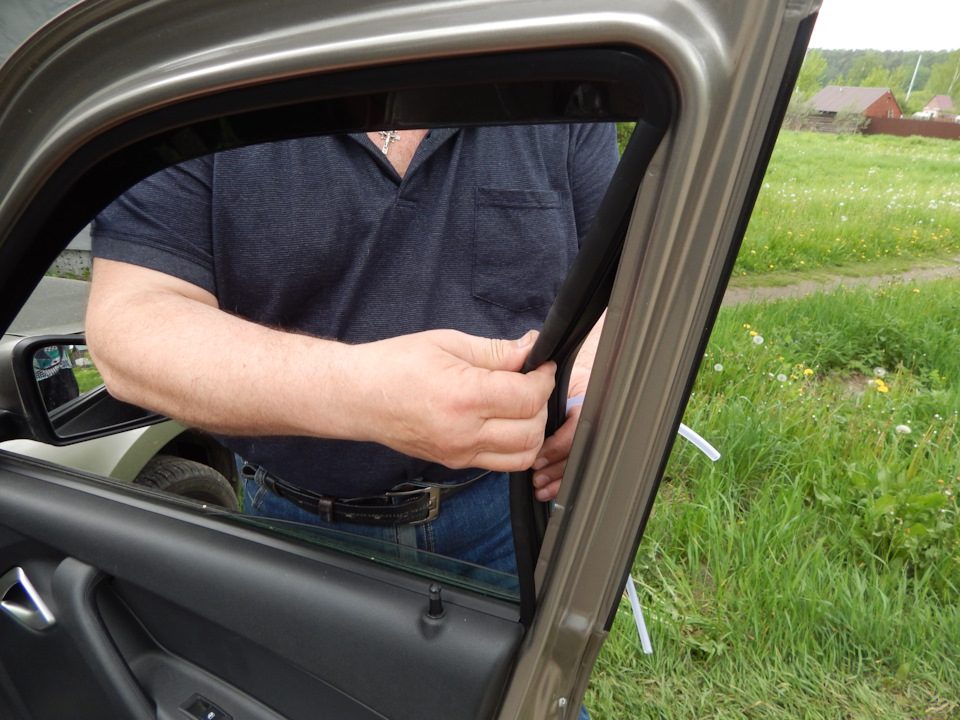 ЛАДА Гранта лифтбек — устранение дребезга стёкол. — Lada Гранта Лифтбек ...