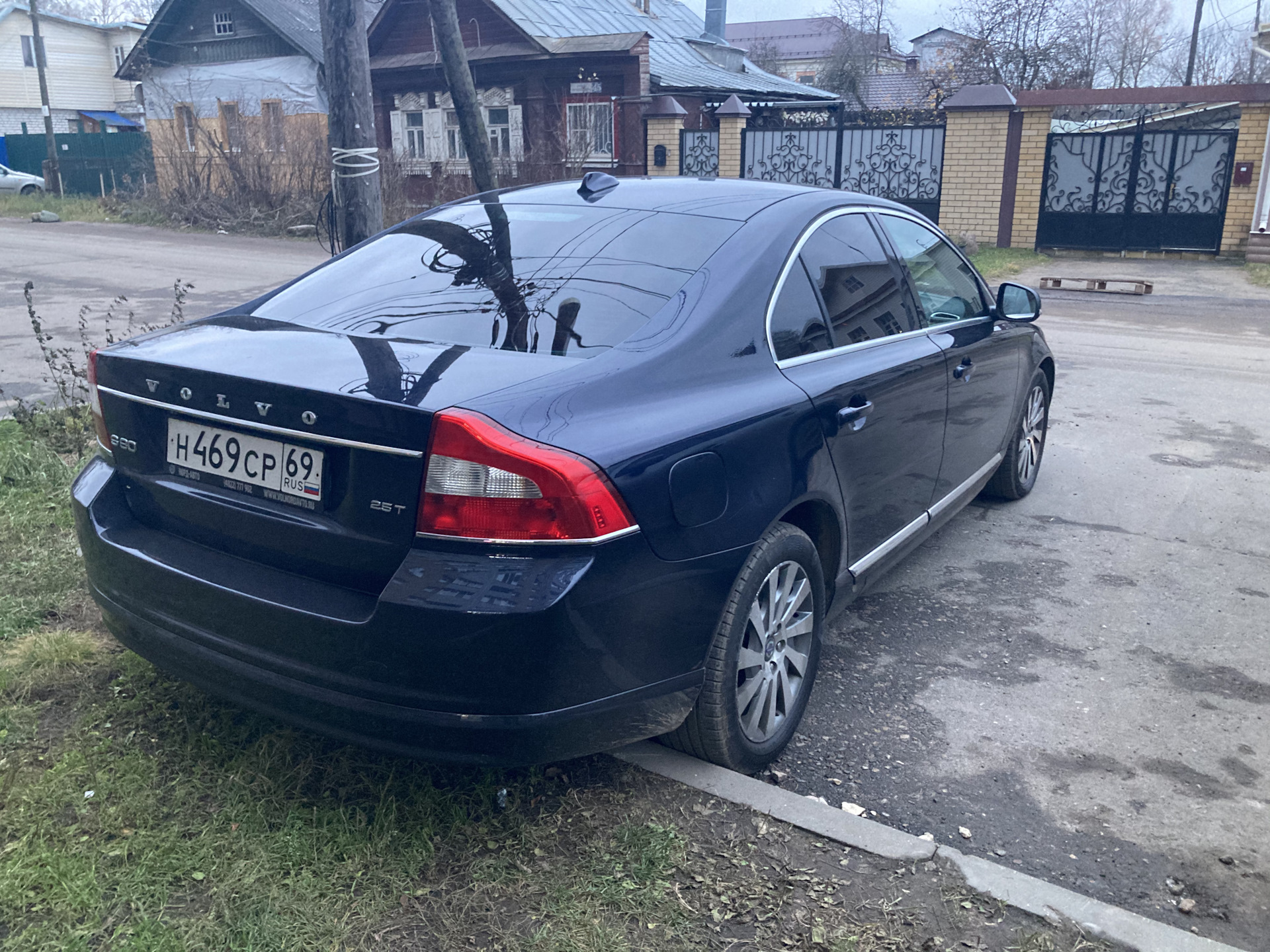 Вопрос про комплектацию — Volvo S80 (2G), 2,5 л, 2011 года | наблюдение |  DRIVE2