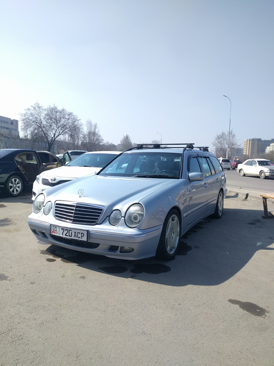 Наконец то тепло! Даёшь летнюю обувь) — Mercedes-Benz E-class (W210), 3,2  л, 2002 года | колёсные диски | DRIVE2