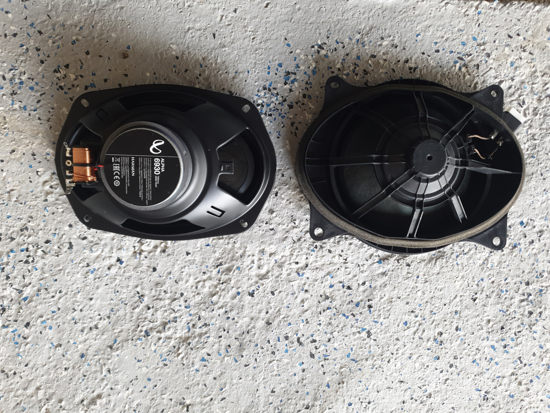 Заменил динамики в задней полке — Toyota Corolla (160), 1,8 л, 2013 ...