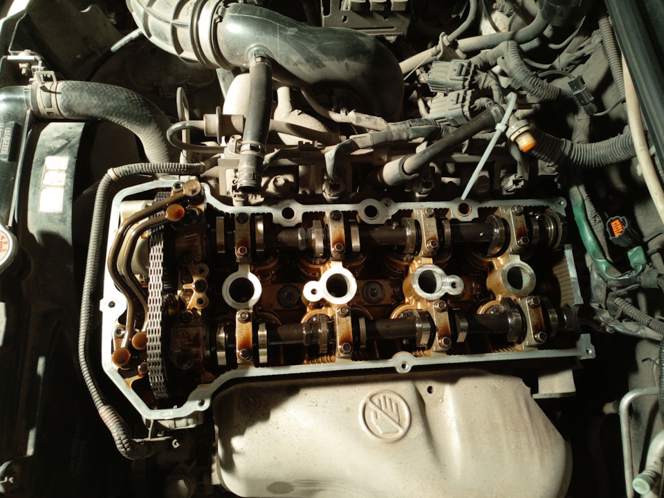 Прокладка клапанной крышки генезис купе - Hyundai Genesis Coupe, 2 л, 2013 года 