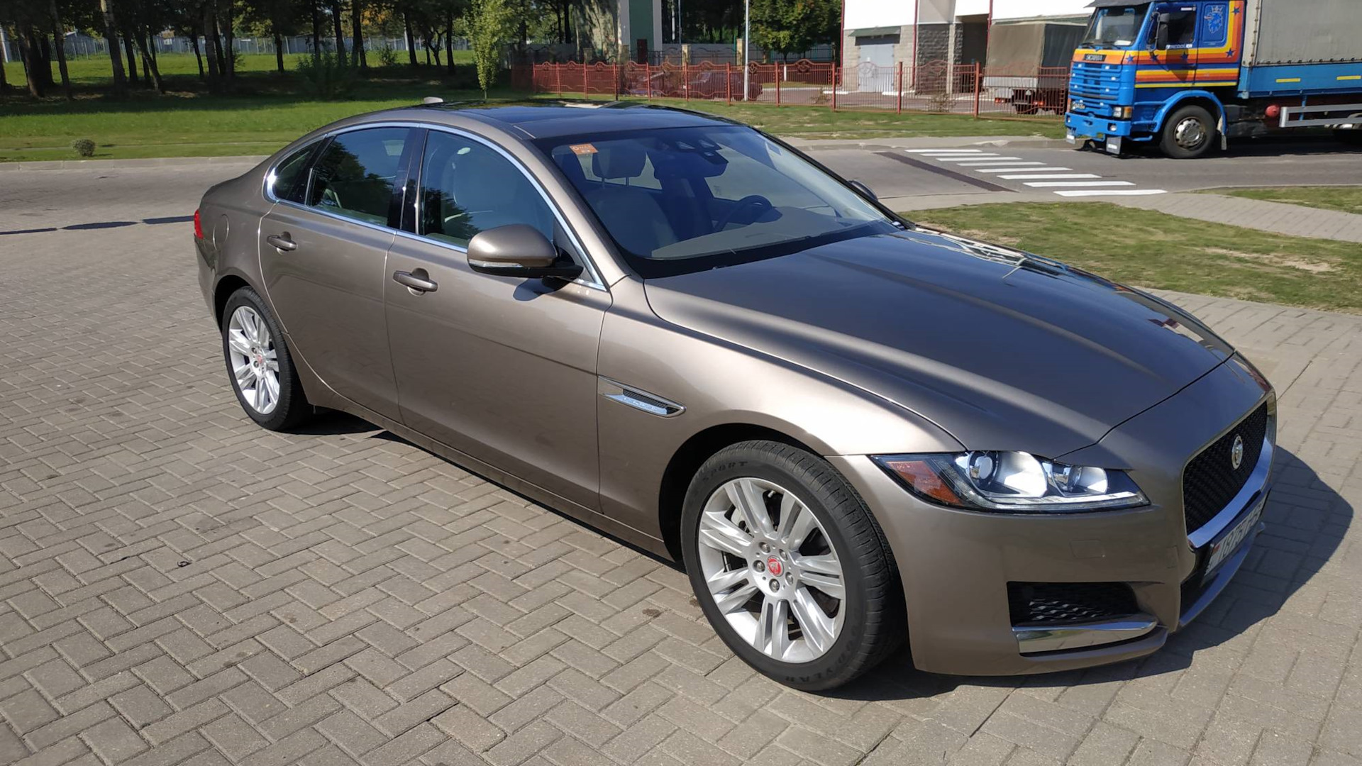 Jaguar XF (2G) 3.0 бензиновый 2016 | Рыжий 🐱по кличке Ураган на DRIVE2