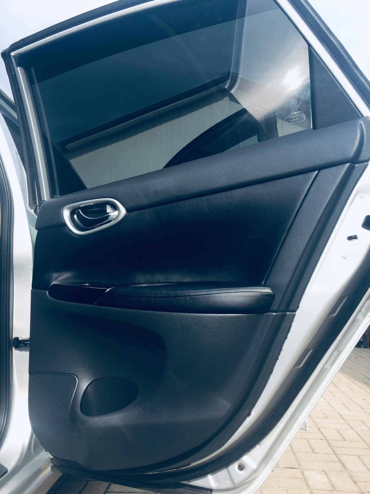 Всё и сразу! — Nissan Sentra (B17), 1,6 л, 2015 года | аксессуары | DRIVE2