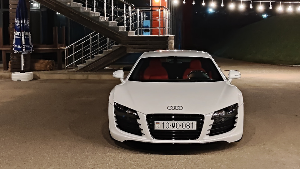 Audi R8 WHITE ANGEL