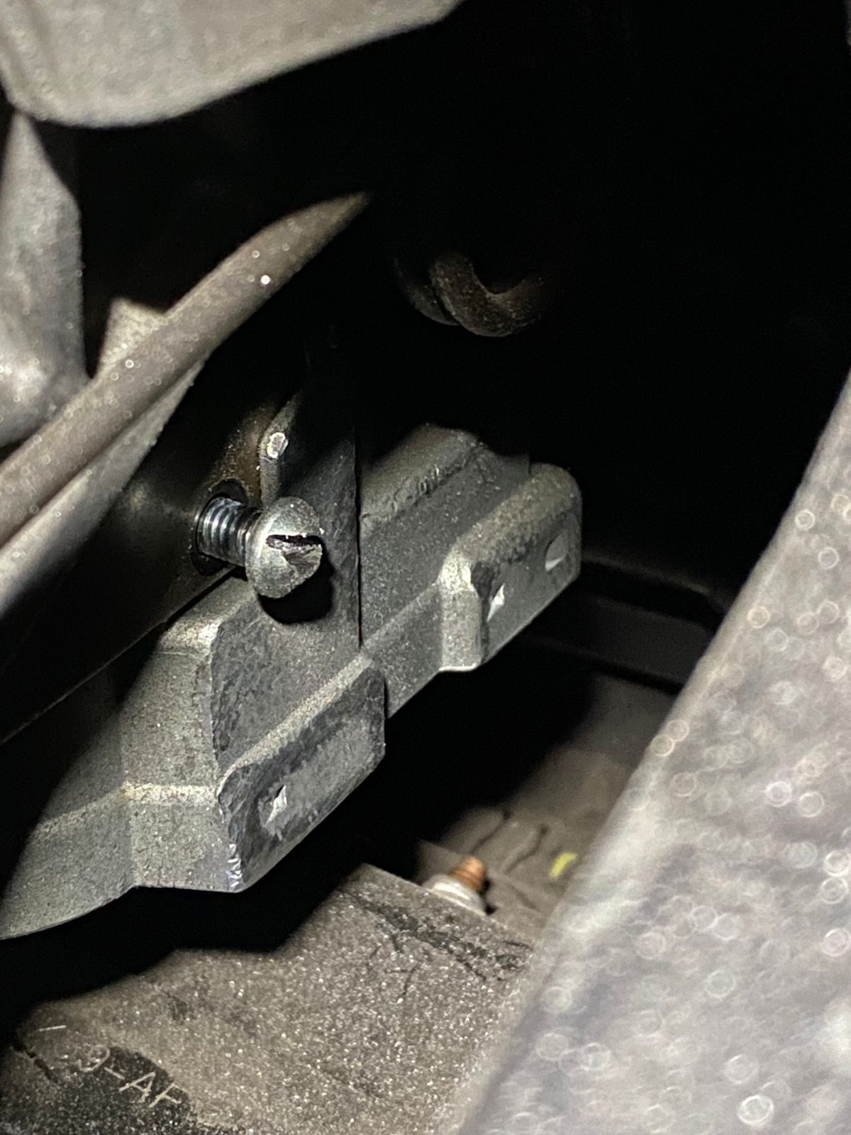 174Steering column locked рулевая колонка заблокирована. — Land Rover