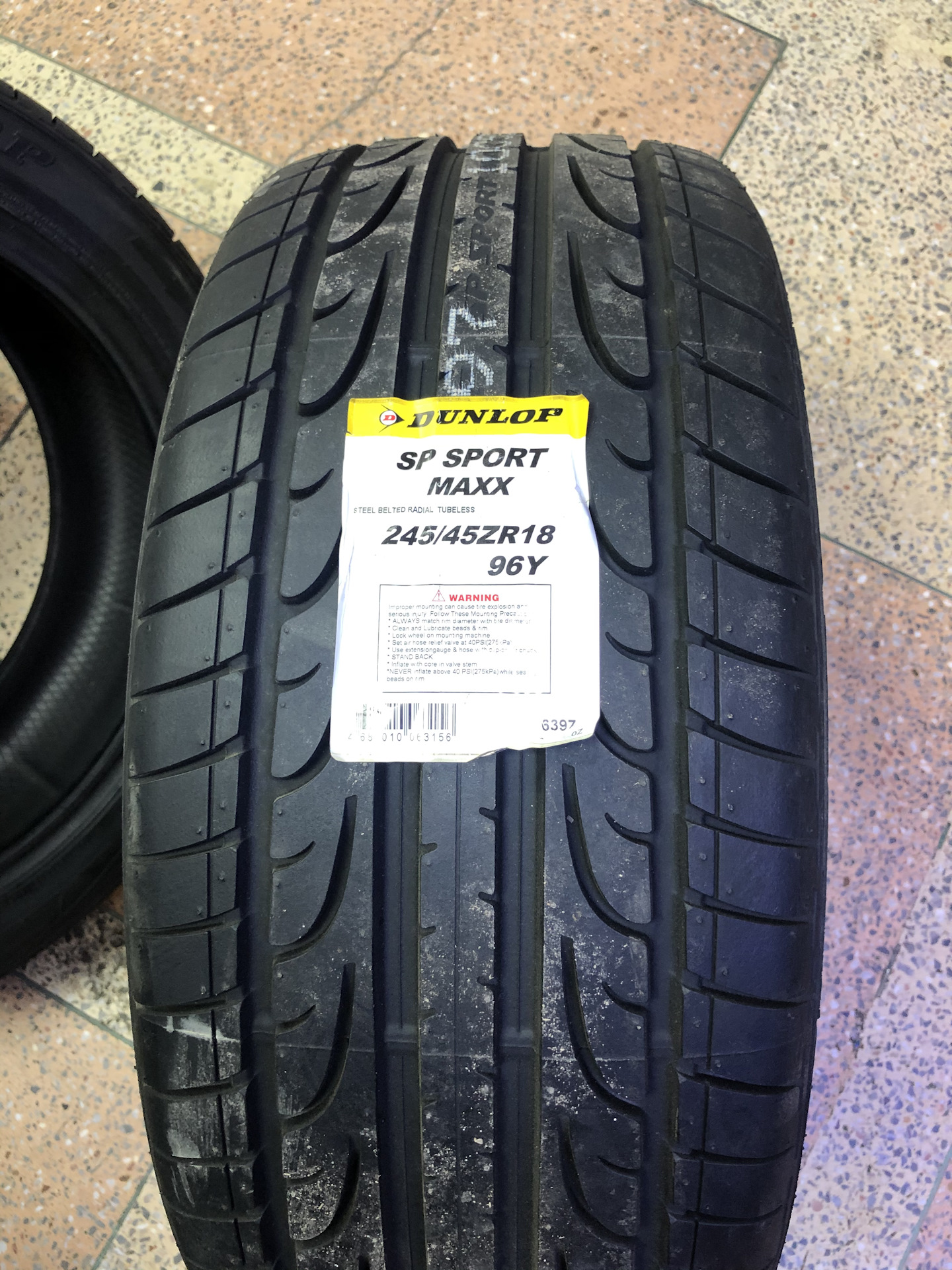 245 45 r19 dunlop. Dunlop SP Sport Maxx 96y. Данлоп СП спорт Макс. Dunlop SP Sport Maxx RT 2 245/45 r18. Dunlop SP Sport Maxx тест.