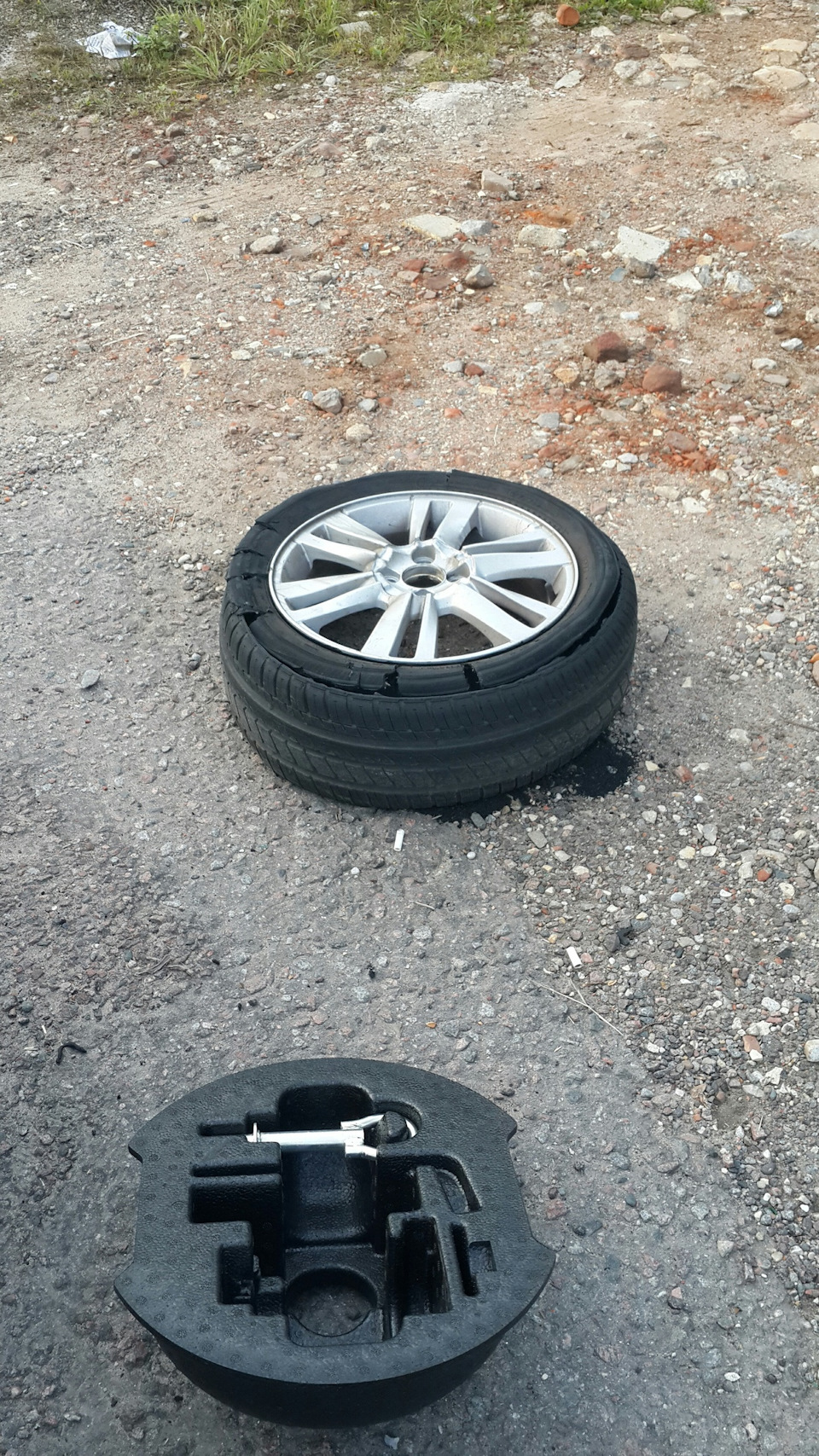 Лопнула шина… — DRIVE2