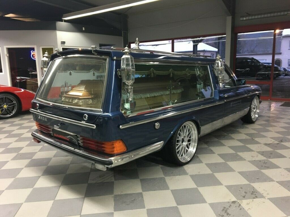 Mercedes Benz w123 катафалк