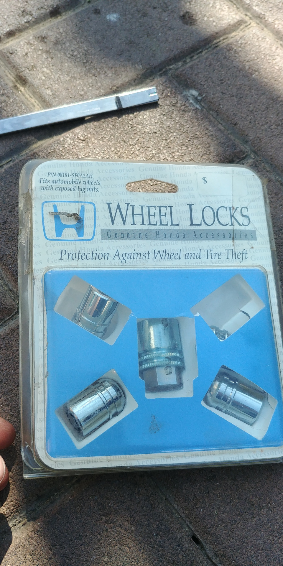 Установка секреток на колеса — Honda Civic Type R (3G), 2 л, 2011 года ...