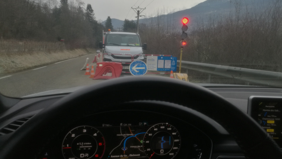 Люблю светофоры с обратным отсчетом. Землякам привет! ;) — Audi A4 (B9)