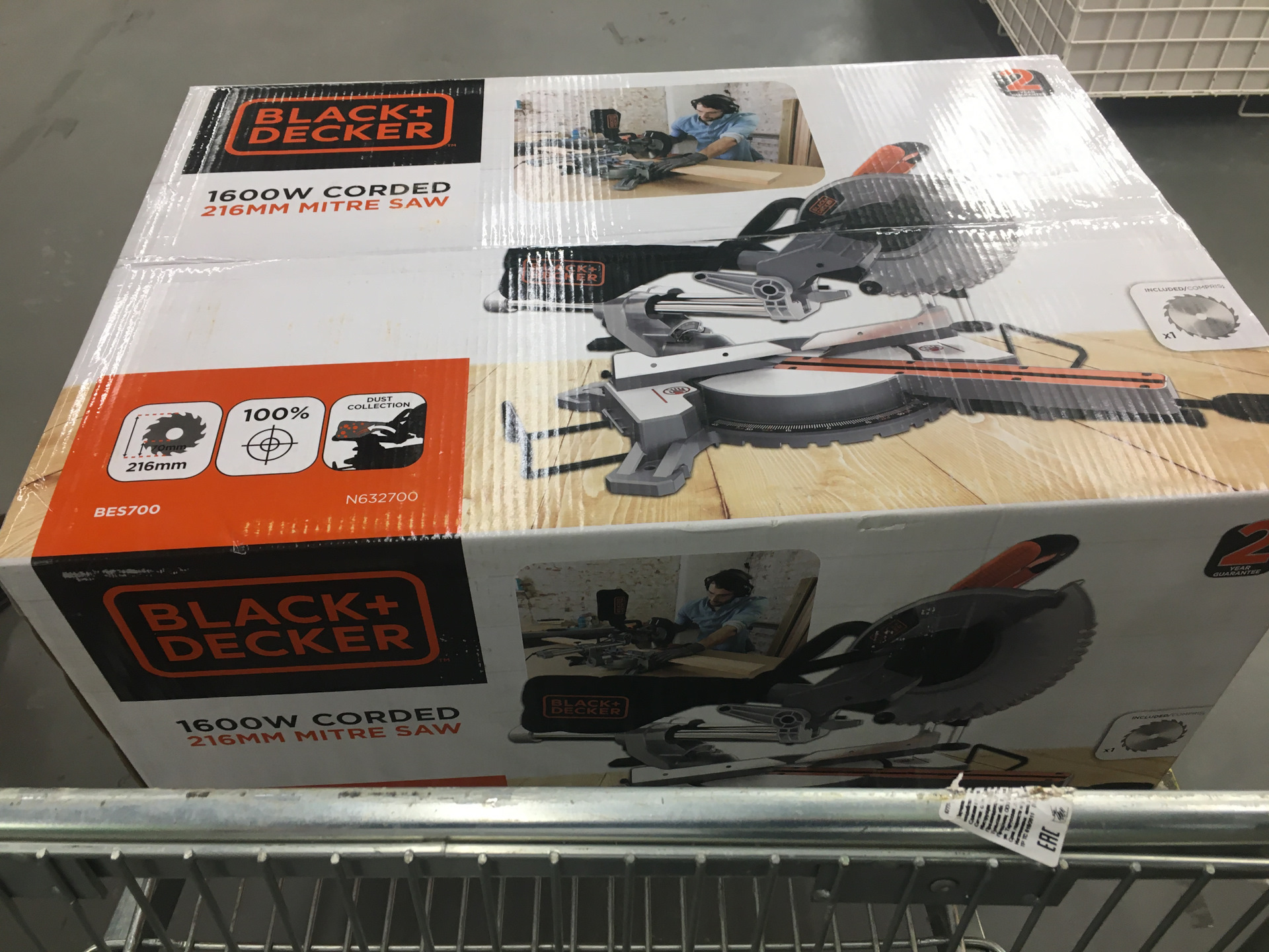 Торцевая Пила Black Decker Bes700 Купить