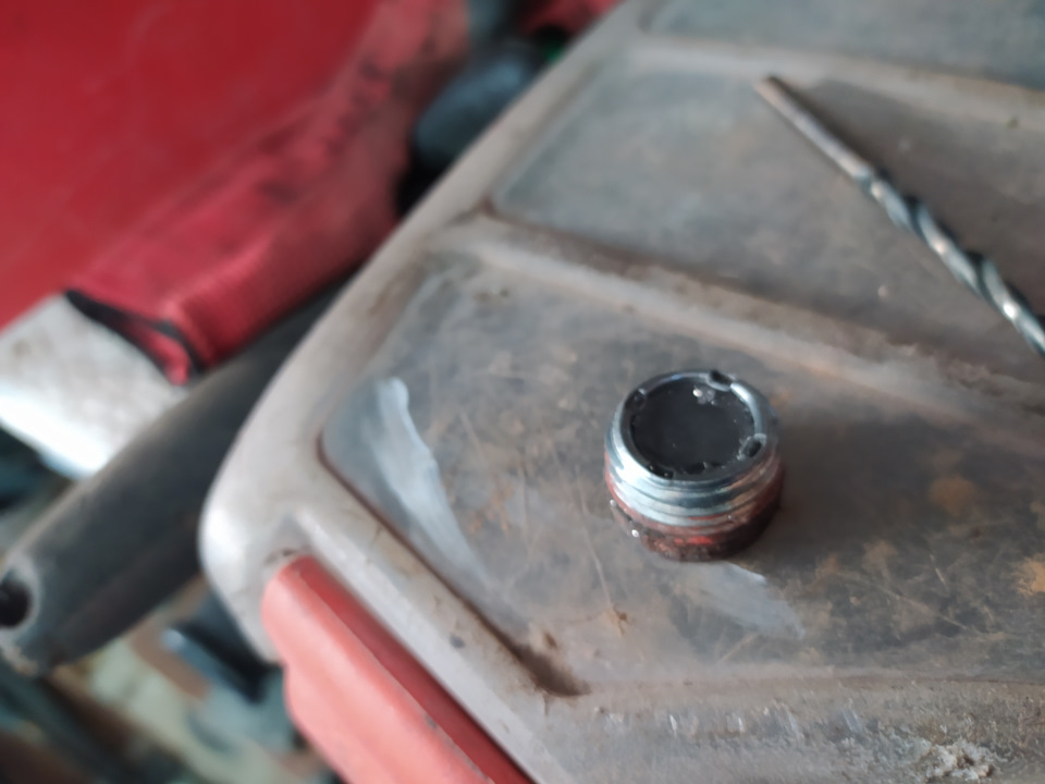 Замена масла в редукторе заднего моста + пробка слива, выхлоп, колесные ...