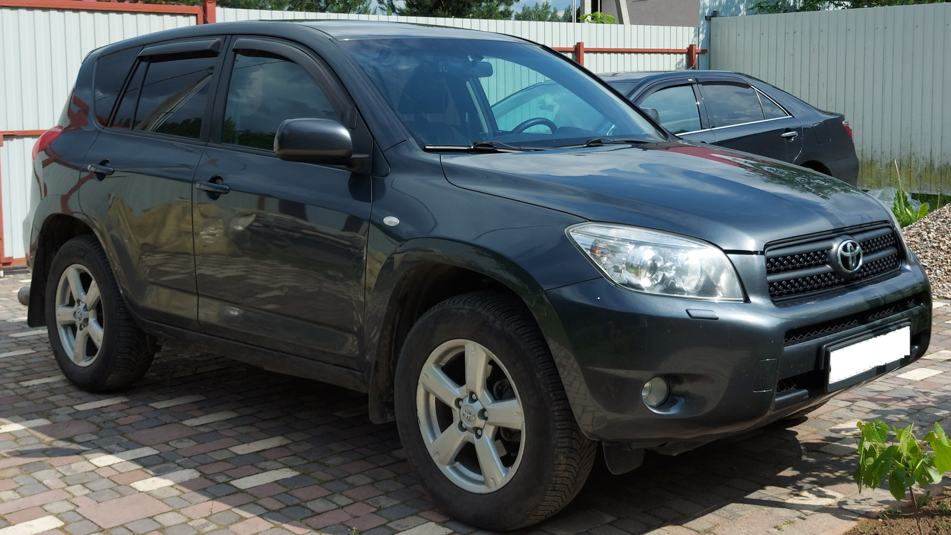 Toyota RAV4 (III) 2.0 бензиновый 2007 | на DRIVE2