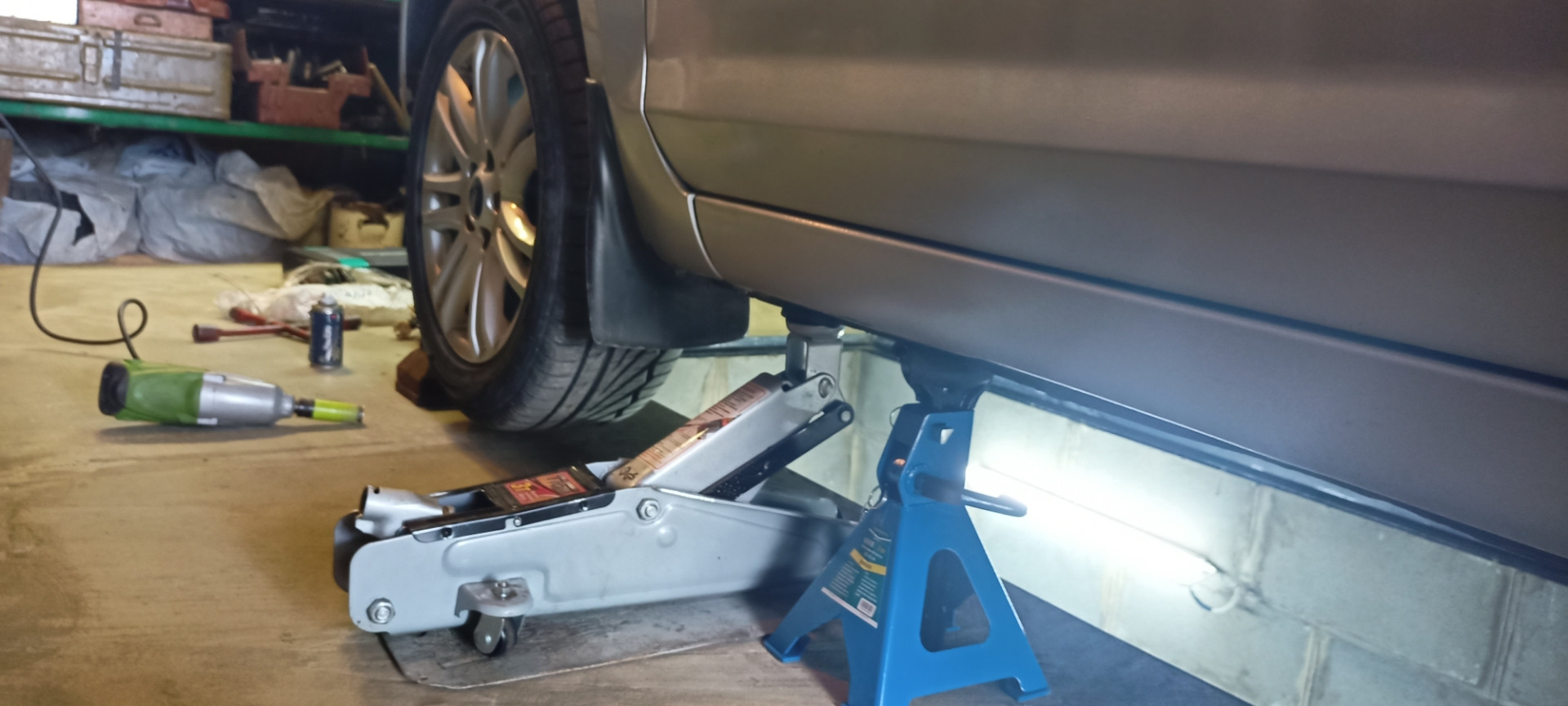 Замена левого привода Форд Фокус 2,1/8 — Ford Focus Sedan II, 1,8 л ...