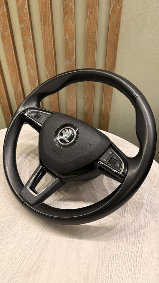 Руль Skoda на Skoda Karoq, Skoda Yeti. Б/у | 21 000 ₽ в городе Санкт-Петербург | DRIVE2