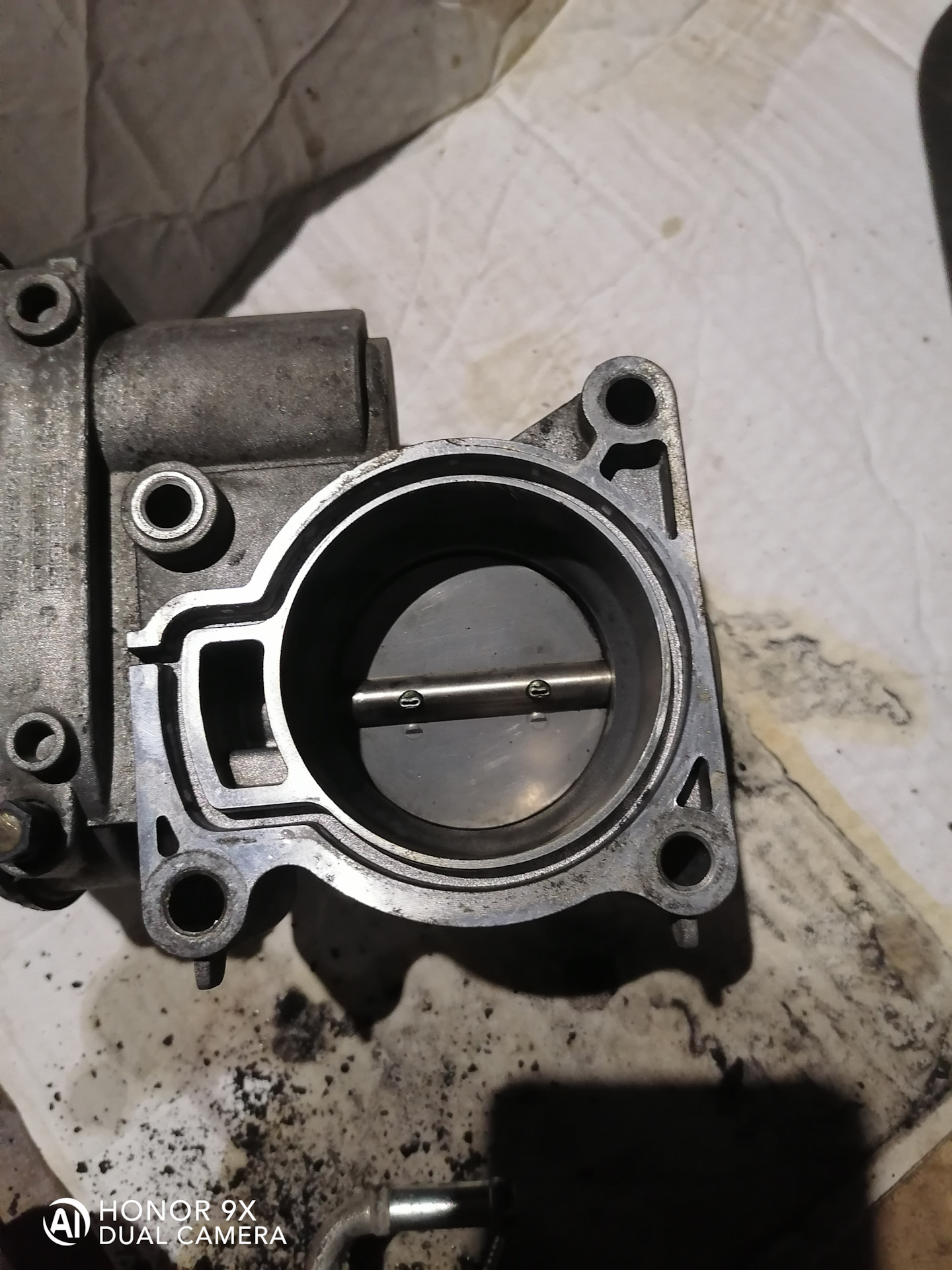 форд фокус 2 950 оборотов. дроссельная заслонка ford focus 2 1. 8. холостой ход фокус 2 1. холостой ход фокус 2 1.