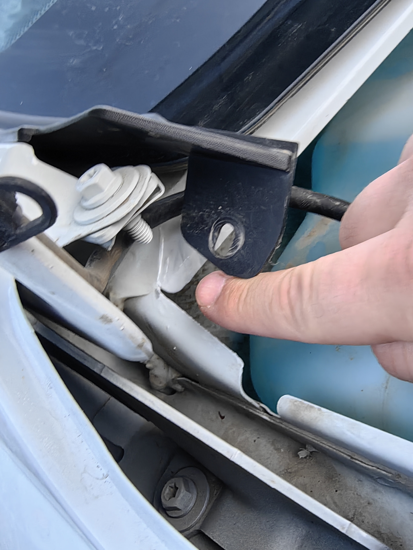 Стук вентилятора отопителя на Весте . Снятие дворников на весте — Lada ...