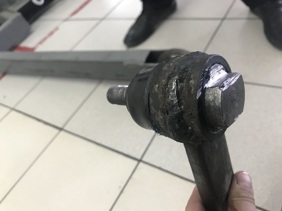 Стойки стабилизатора, втулки, шаровая опора. — Infiniti FX (1G), 3,5 л ...