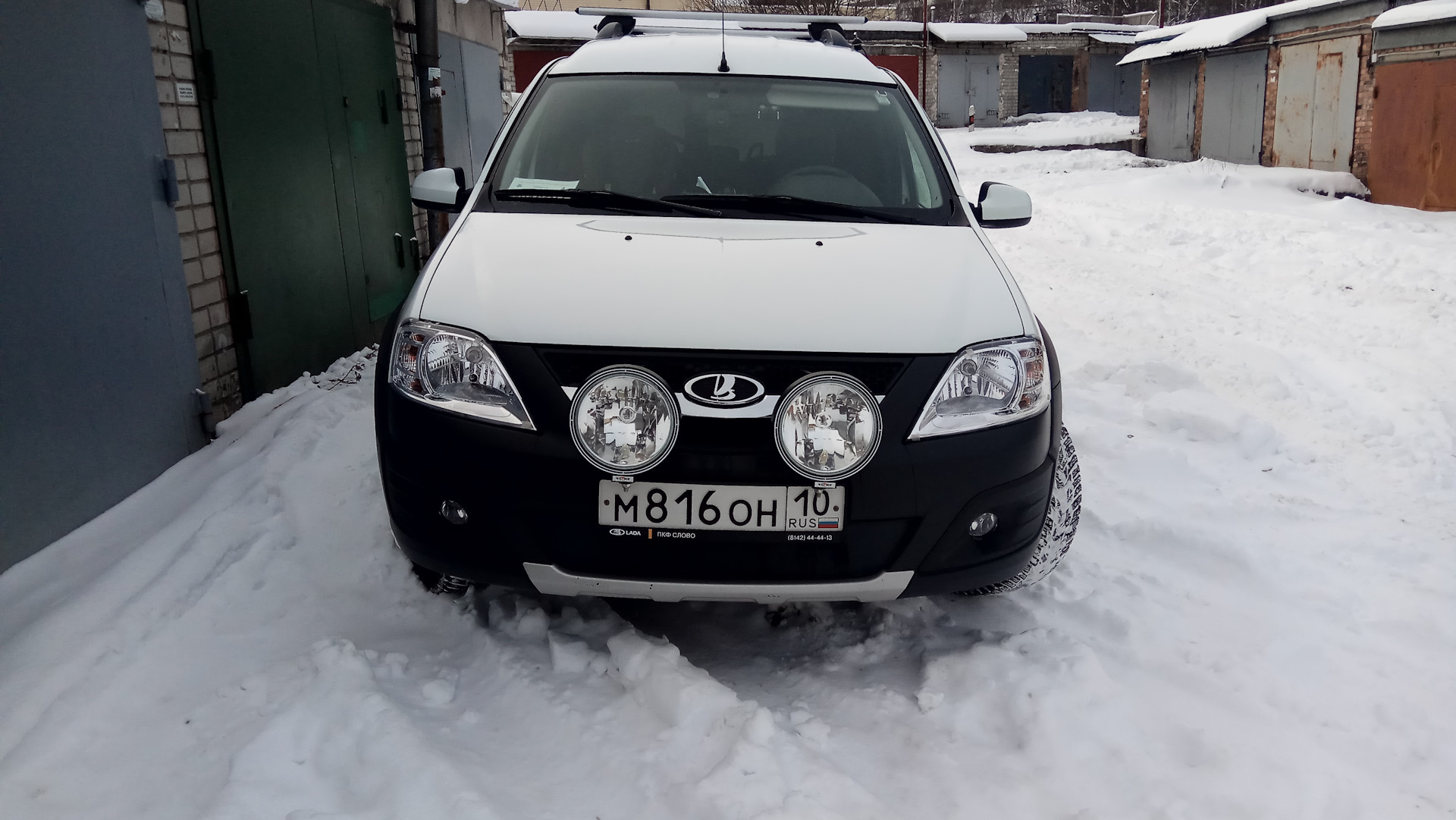 Дополнительные фары дальнего света. — Lada Largus Cross, 1,6 л, 2017 года |  аксессуары | DRIVE2