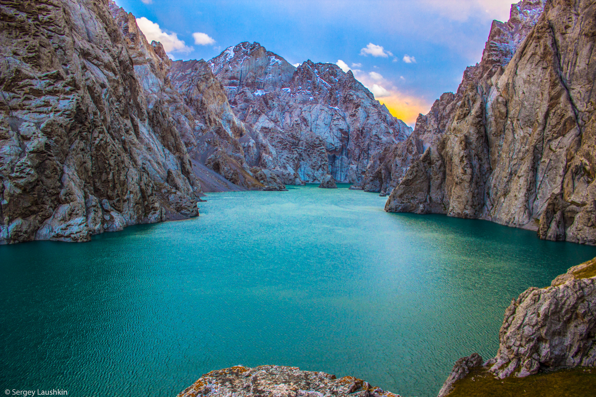 Сарыкуль озеро Киргизия