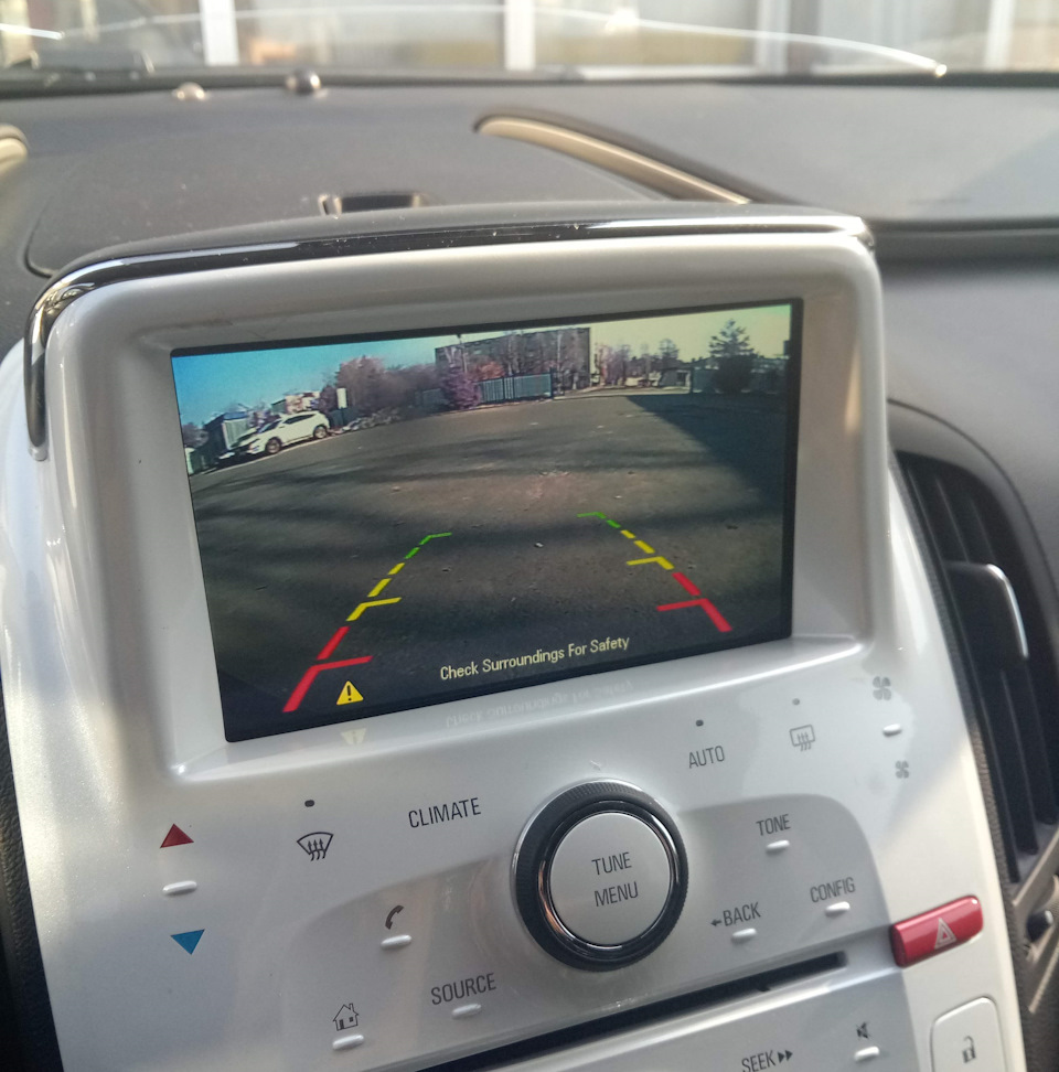 Установка камеры заднего вида — Chevrolet Volt (1G), 1,4 л, 2013 года ...