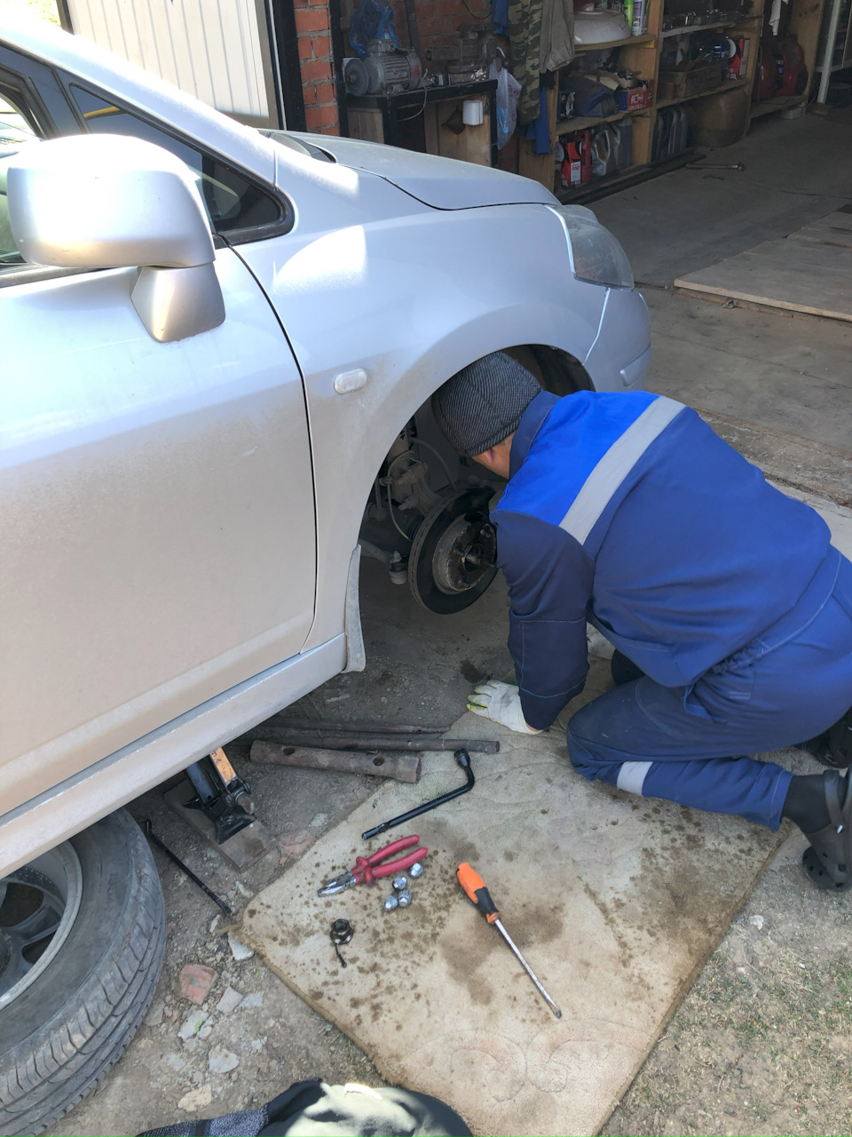 Замена ступицы — Nissan Tiida (1G), 1,6 л, 2011 года | визит на сервис ...