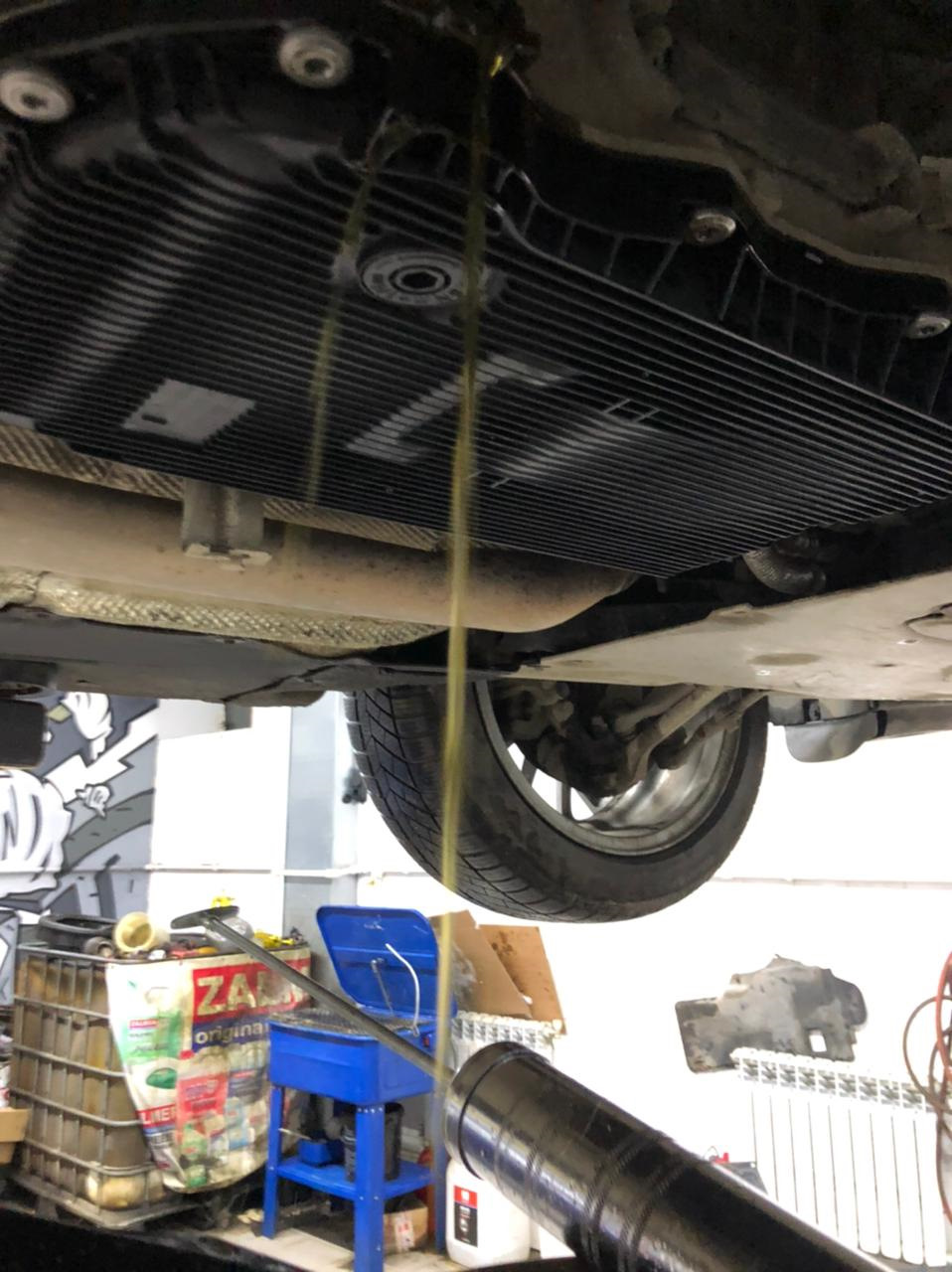 Замена масла в АКПП, редукторе, смена плавающих сайлентов — BMW 1 ...