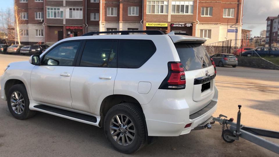 Toyota Land Cruiser Prado VX