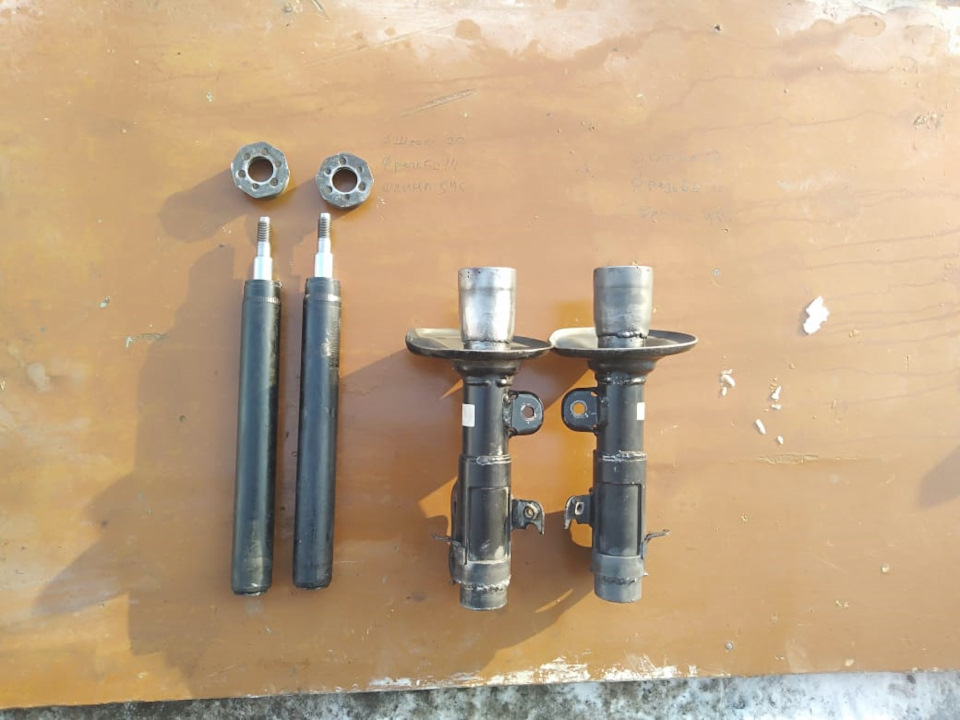 Потекла передняя левая стойка амортизатора. Часть 1. — Suzuki Every ...