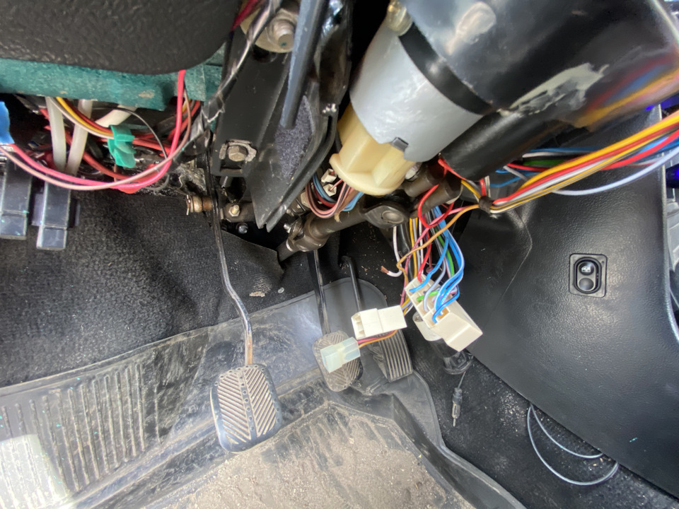 Ремонт подрулевых переключателей — Lada 21074, 1,5 л, 2009 года ...