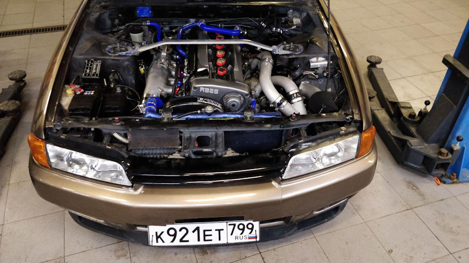 Фото в бортжурнале Nissan Skyline (R32)