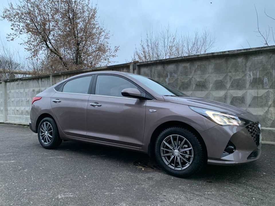 Я "переобулся" и мне не стыдно =) — Hyundai Solaris (2G), 1,6 л., 2021 ...