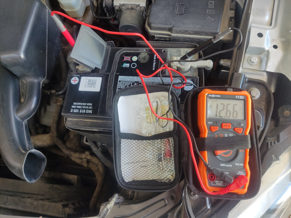 Зарядка аккумулятора, не снимая клеммы, дешевым китайским зарядным ...