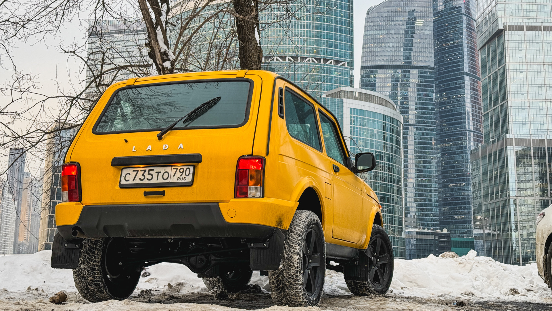 Lada 4x4 3D 1.7 бензиновый 2023 | «Львёнок» на DRIVE2