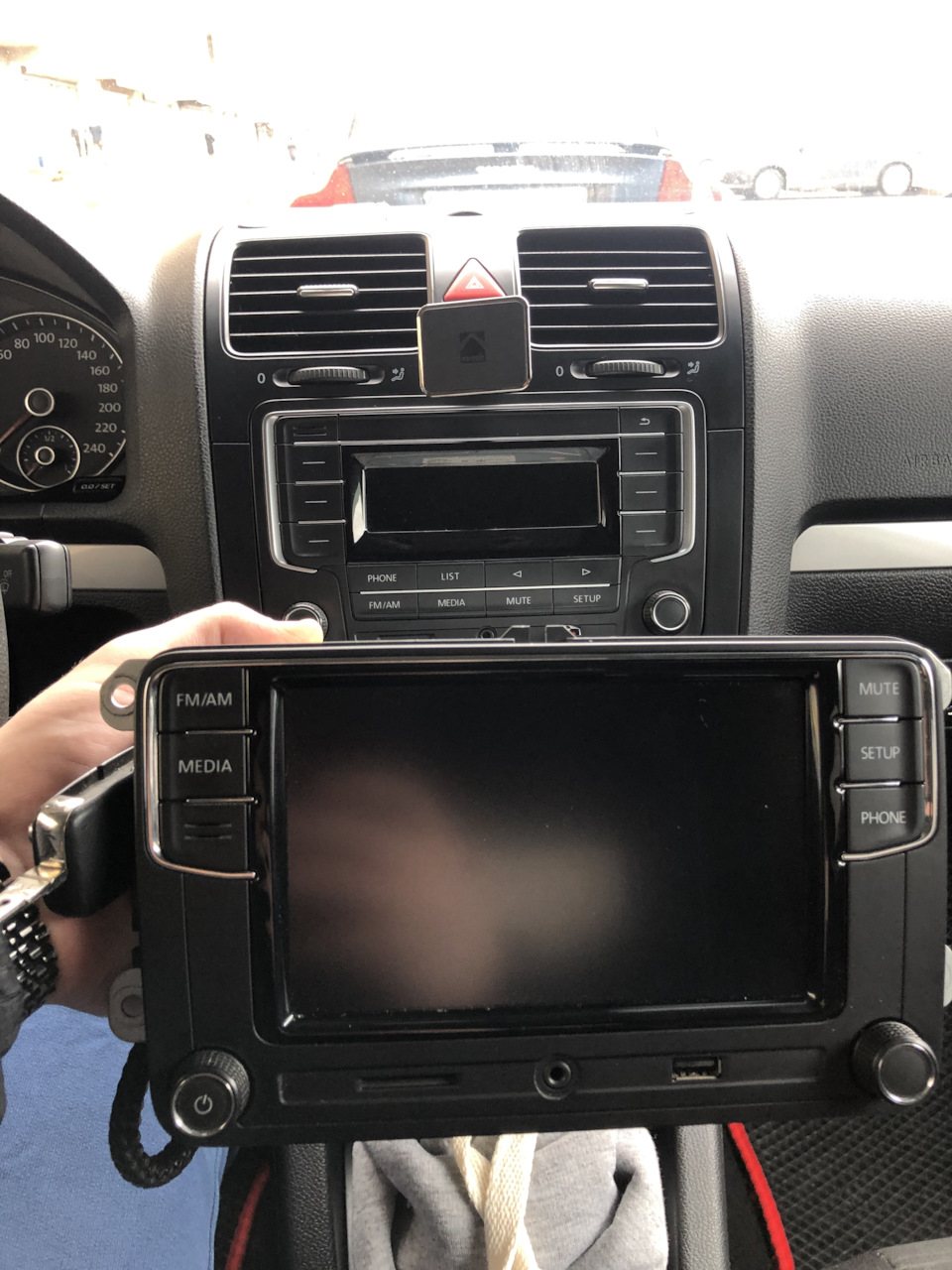 В поисках блютуса или как разблокировать rcd 310?! — Volkswagen Jetta V ...