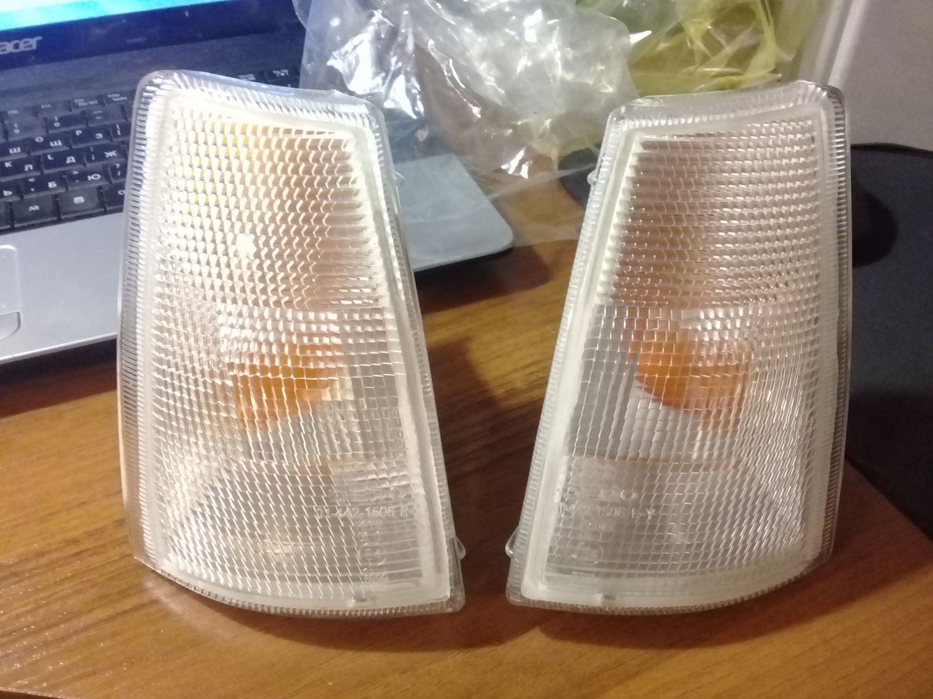 повторитель поворота opel kadett. поворотник опель корса. Opel astra j поворотники. повторитель поворотов opel corsa с 2002. указатель поворота опель фронтера а.