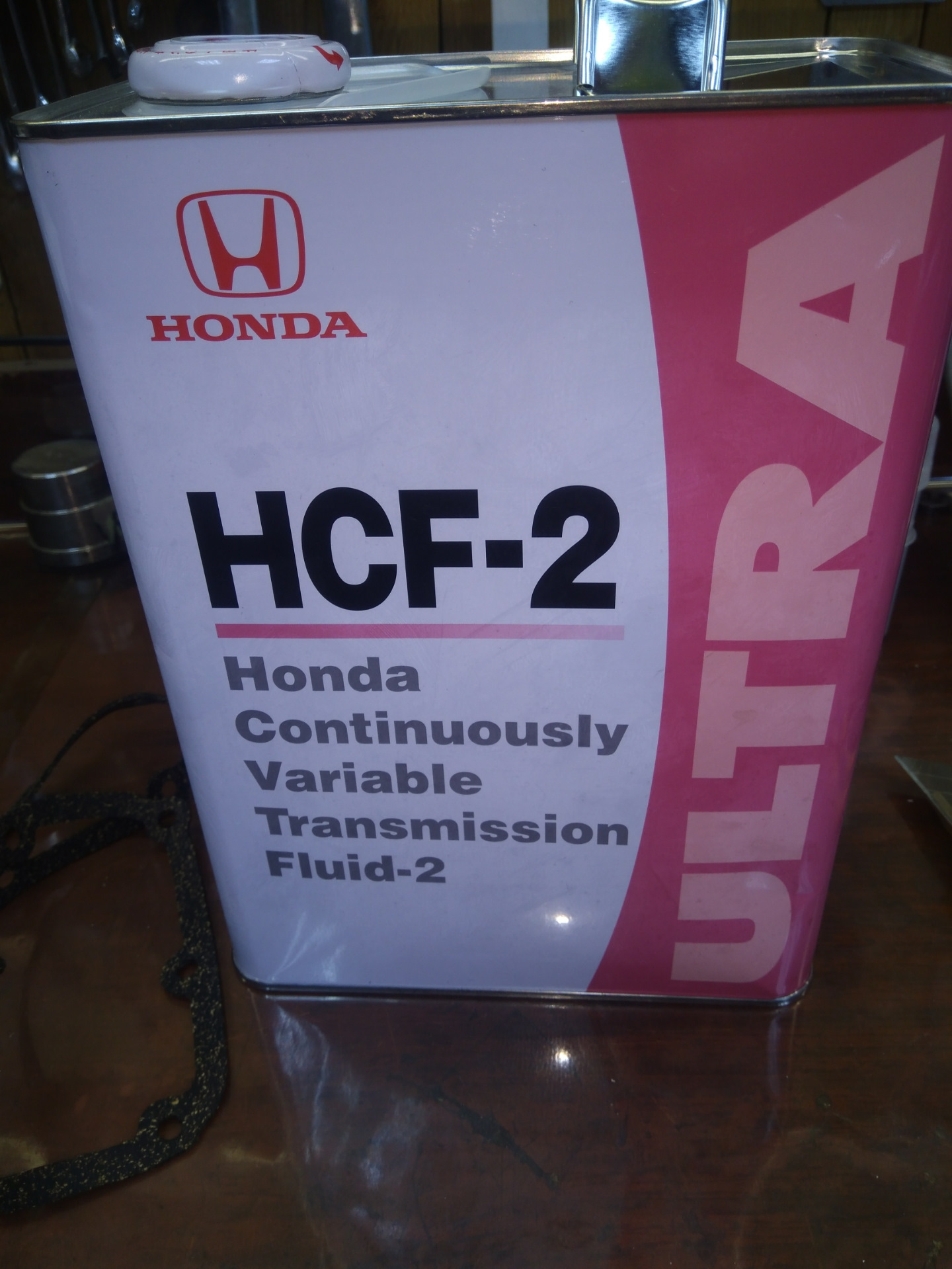 Какое масло залить в двигатель хонда фрид. Масло для вариатора Хонда Фрид 2011. Масло CVT Honda 1l. Масло для вариатора Хонда Фрид 10 года. Масло вариатор Хонда Фрид 2017.