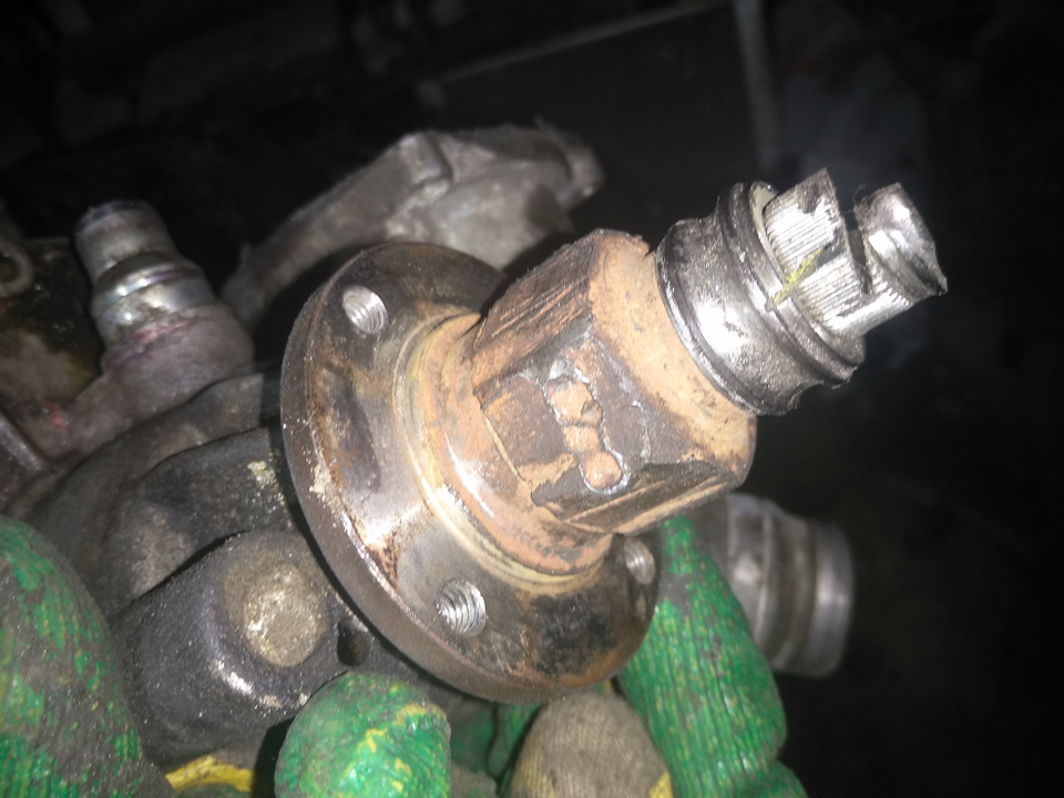 Как открутить вискомуфту? Bmw m62 Range rover vogue 2005 — DRIVE2