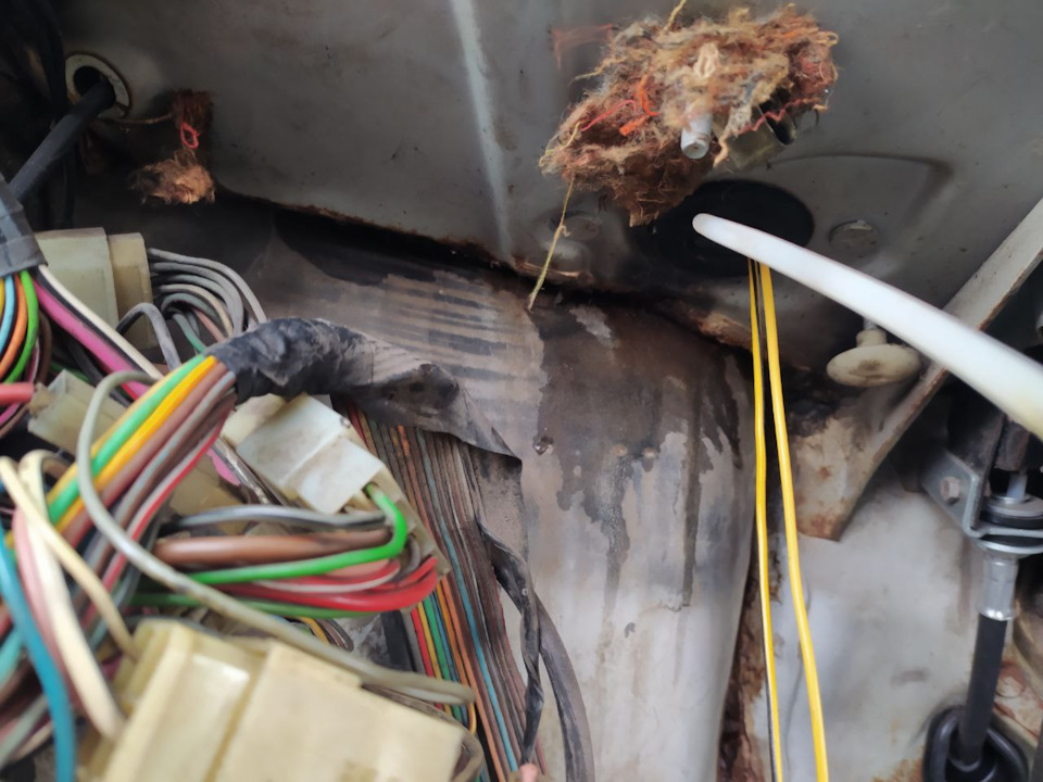 Течь воды в салон 2110(Причина найдена) — Lada 21103, 1,5 л, 2003 года ...