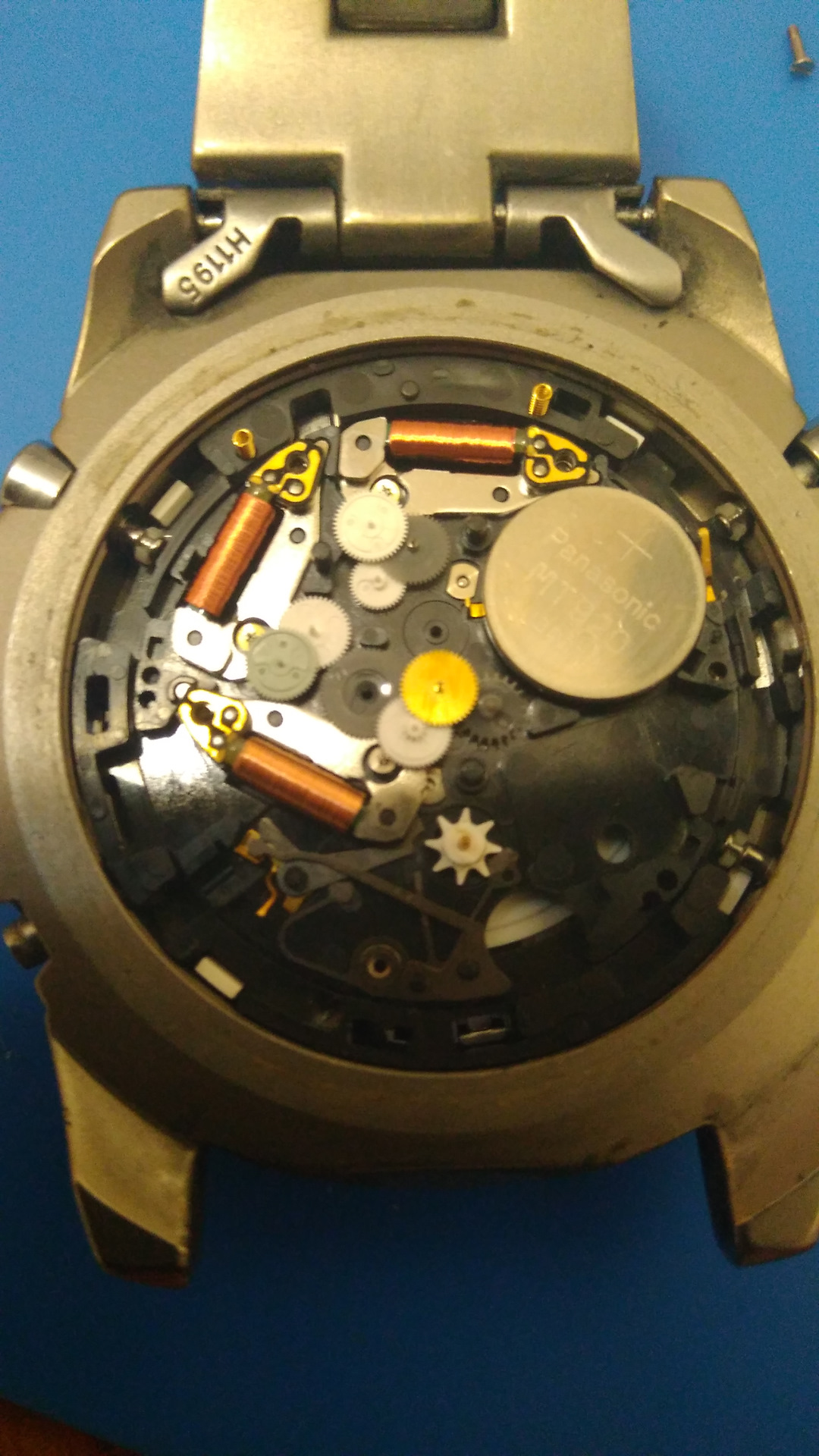 Citizen как поменять батарейку Замена аккумулятора в часах Citizen eco drive Titanium wr100 (0870-h25233) - DRI
