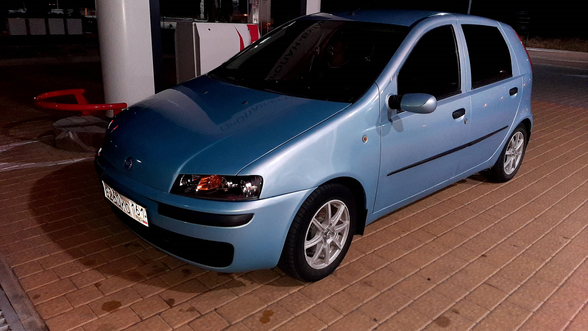 FIAT Punto II 1.2 бензиновый 1999 | Голубая молния) на DRIVE2