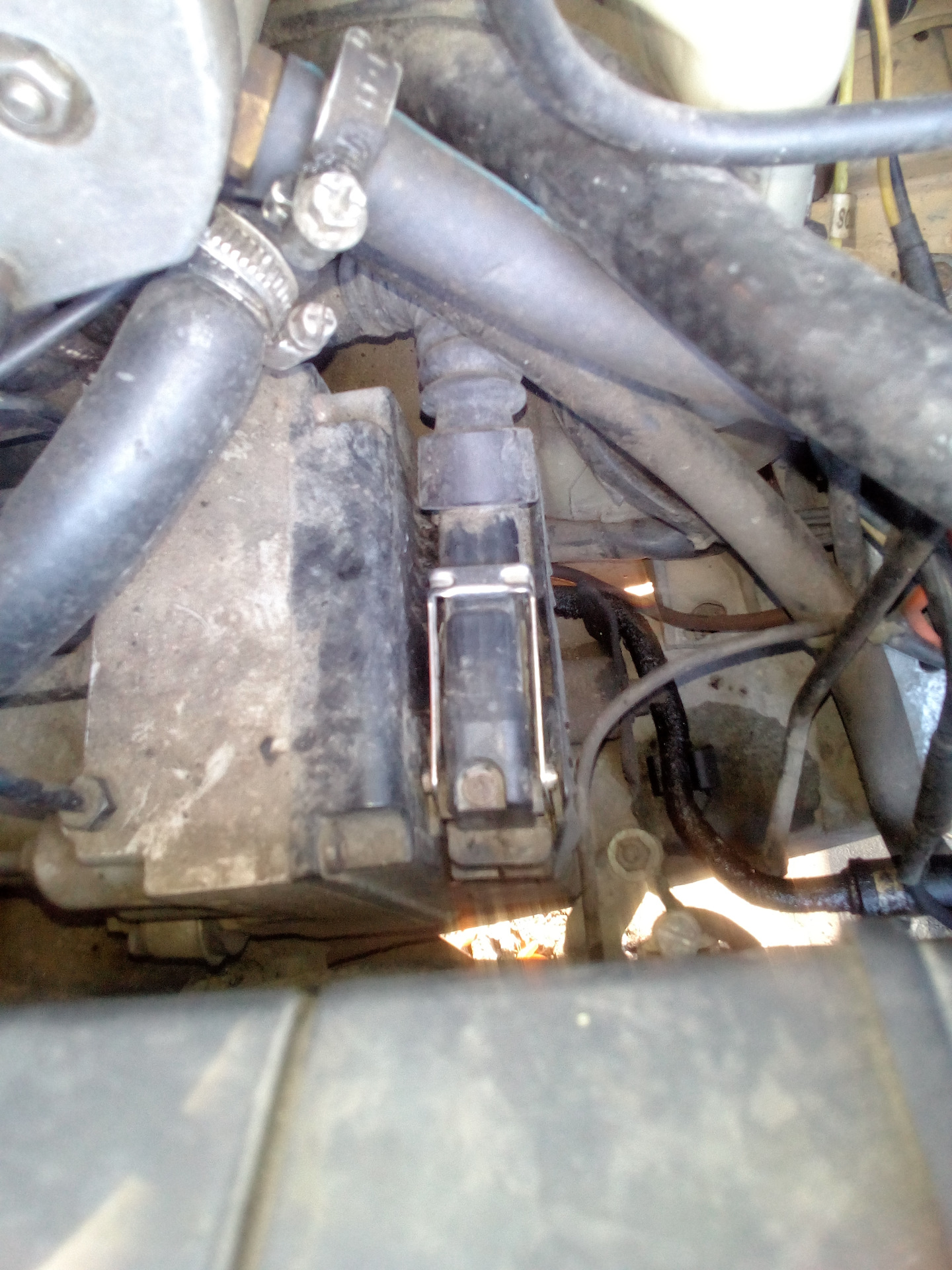 Горит датчик ABS, Audi A6 C4 — Audi A6 (C4), 2,6 л, 1996 года | своими ...