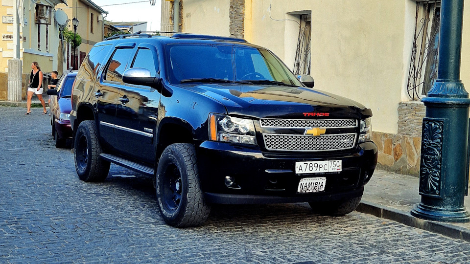 Chevrolet Tahoe Black Rhino🦏