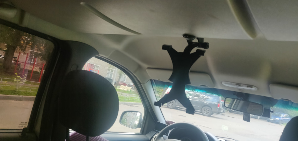 Держатель планшета для 2 ряда — Lada Ларгус, 1,6 л, 2015 года | тюнинг ...