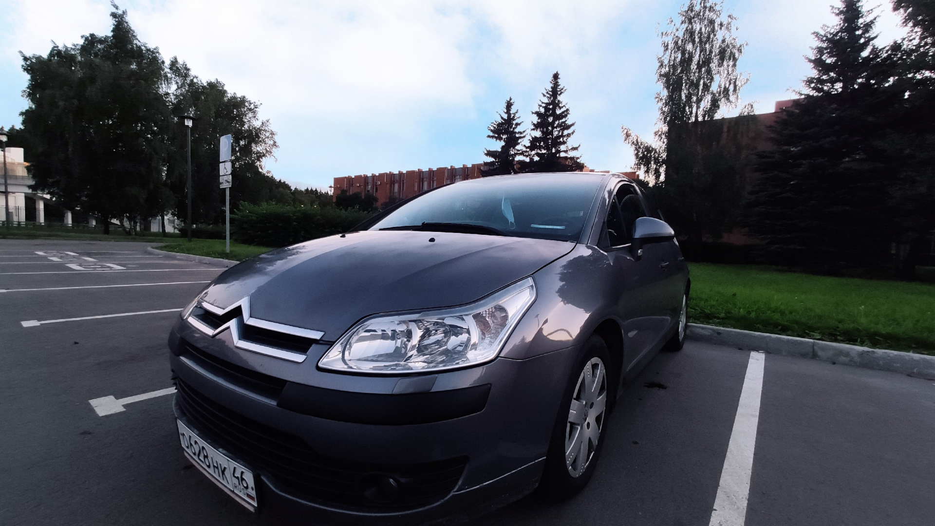 Citroen C4 (1G) 1.6 бензиновый 2006 | 🇫🇷Машина жены🇫🇷 на DRIVE2