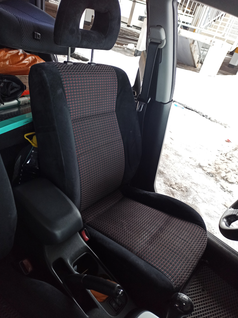 вид в салоне -водительское — Mitsubishi Lancer IX