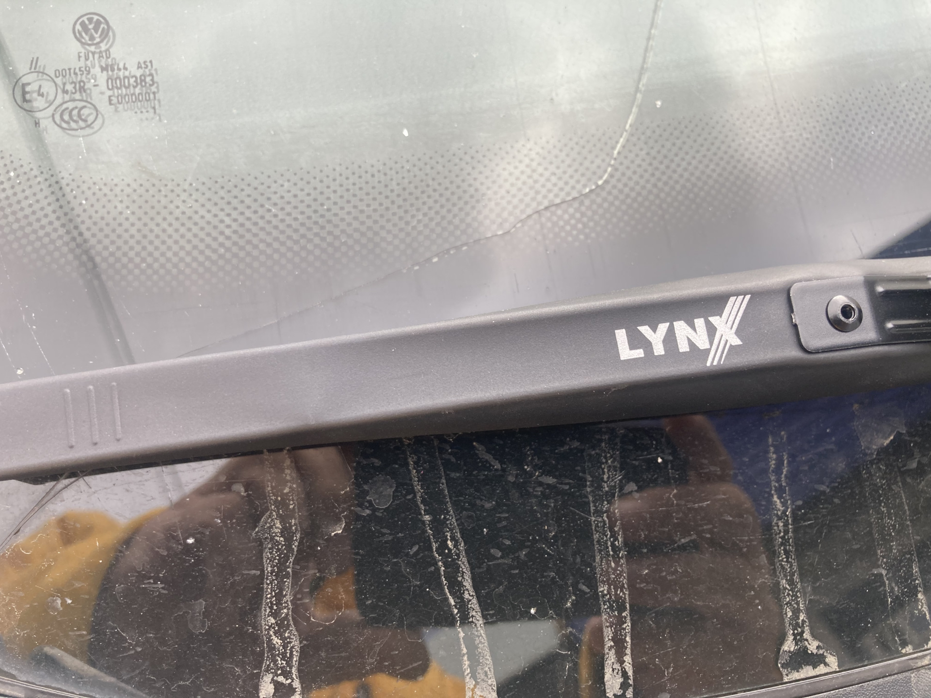 Дворники LYNX — Volkswagen Polo Sedan, 1,6 л, 2011 года | запчасти | DRIVE2