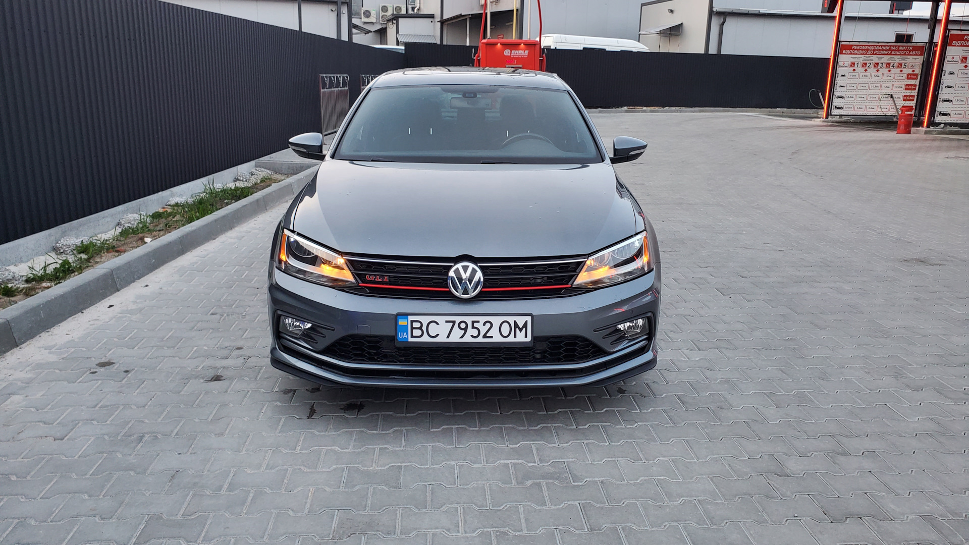 Volkswagen Jetta VI 2.0 бензиновый 2016 | GLI на DRIVE2