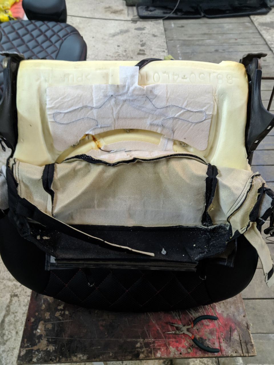 Ремонт обогрева сиденья — Hyundai Solaris, 1,4 л, 2011 года | своими ...