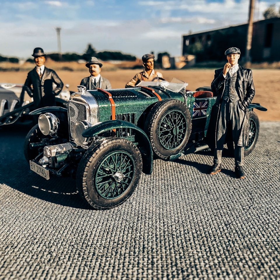 Bentley 4.5 Litre (Heller/Моделист) и Томас Шелби (Острые козырьки) 1/24 —  Сообщество «Масштабные Модели» на DRIVE2